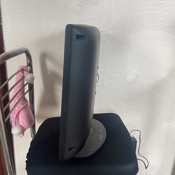 CRAIG monitor 13 inch screen high definition LCD tv - Picture 3 of 8